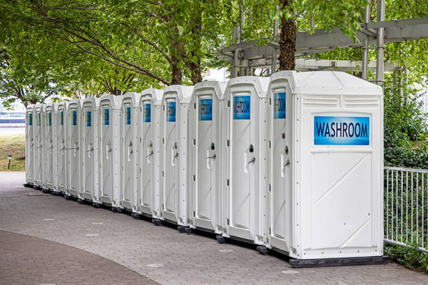 Best Luxury portable toilet rental  in Dale, IN